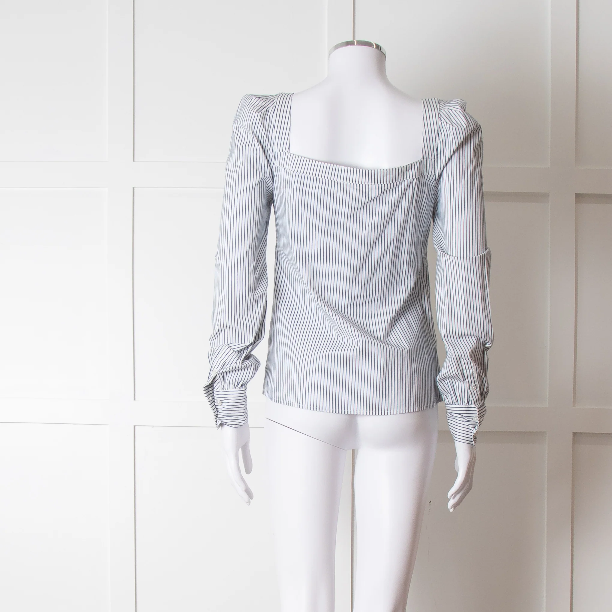 Veronica Beard White Blue Striped Open Neck Line Shirt - Image 5