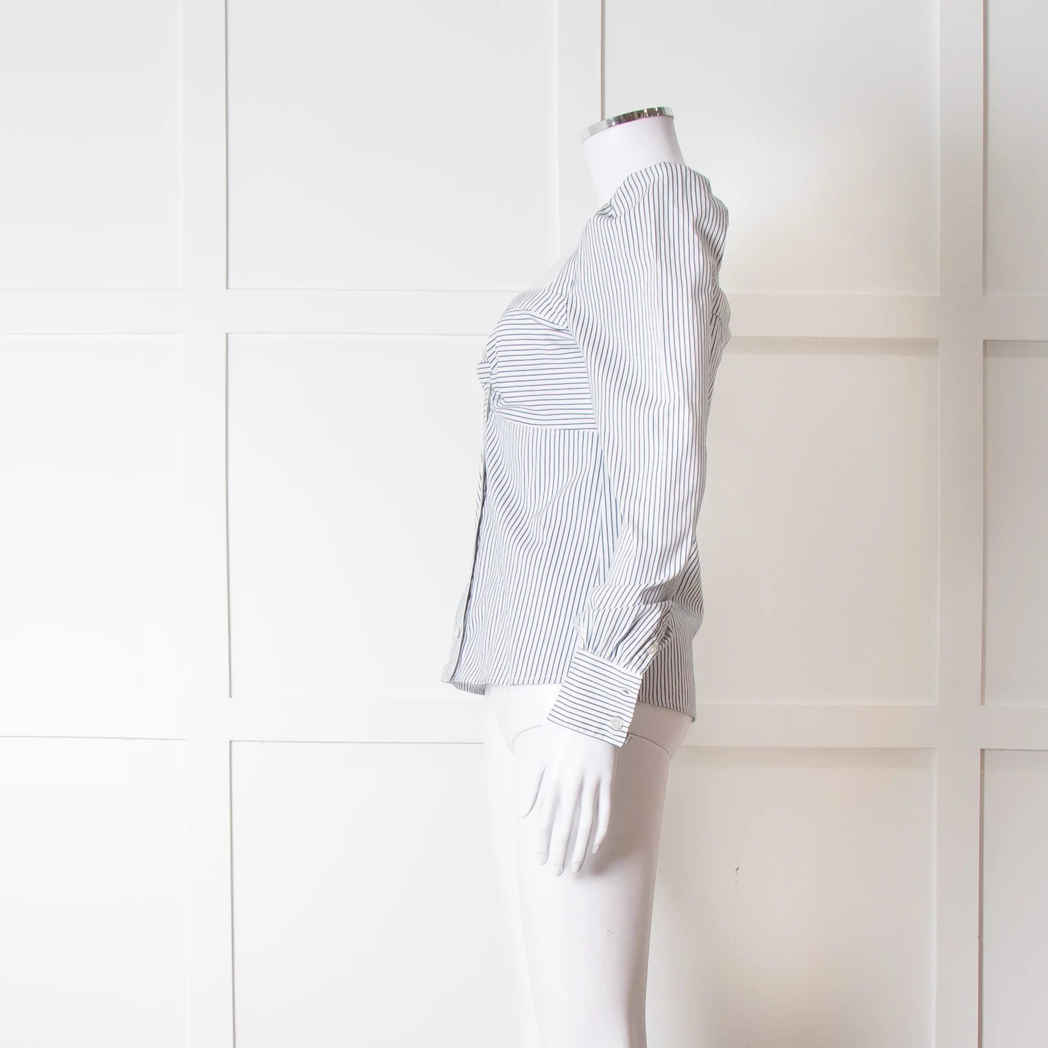 Veronica Beard White Blue Striped Open Neck Line Shirt - Image 7