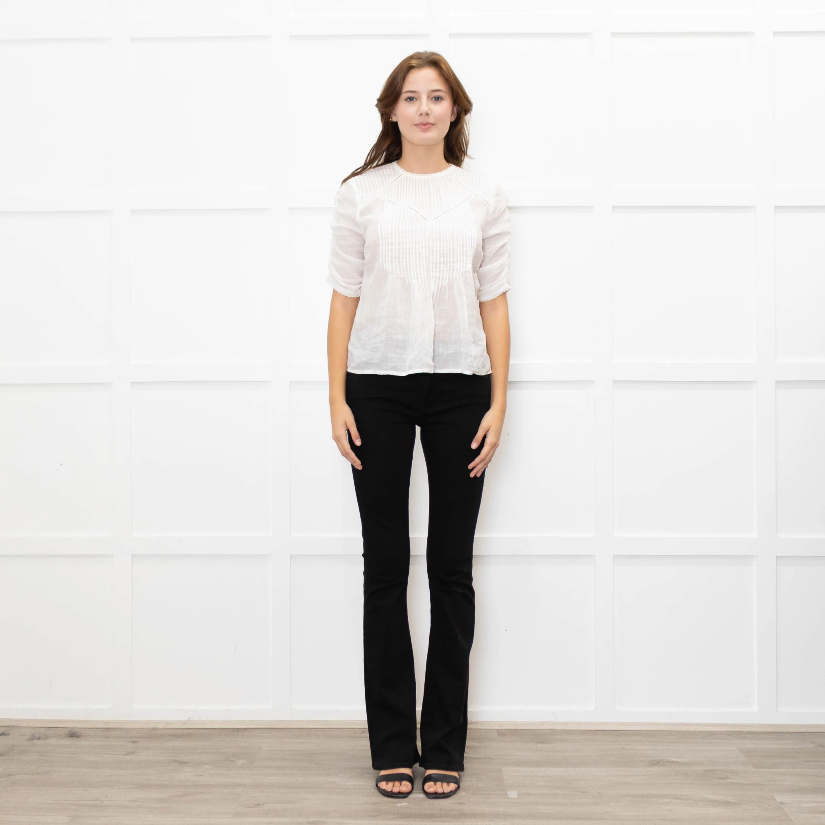 Veronica Beard White Cotton Pintuck Blouse with Gathered Sleeves