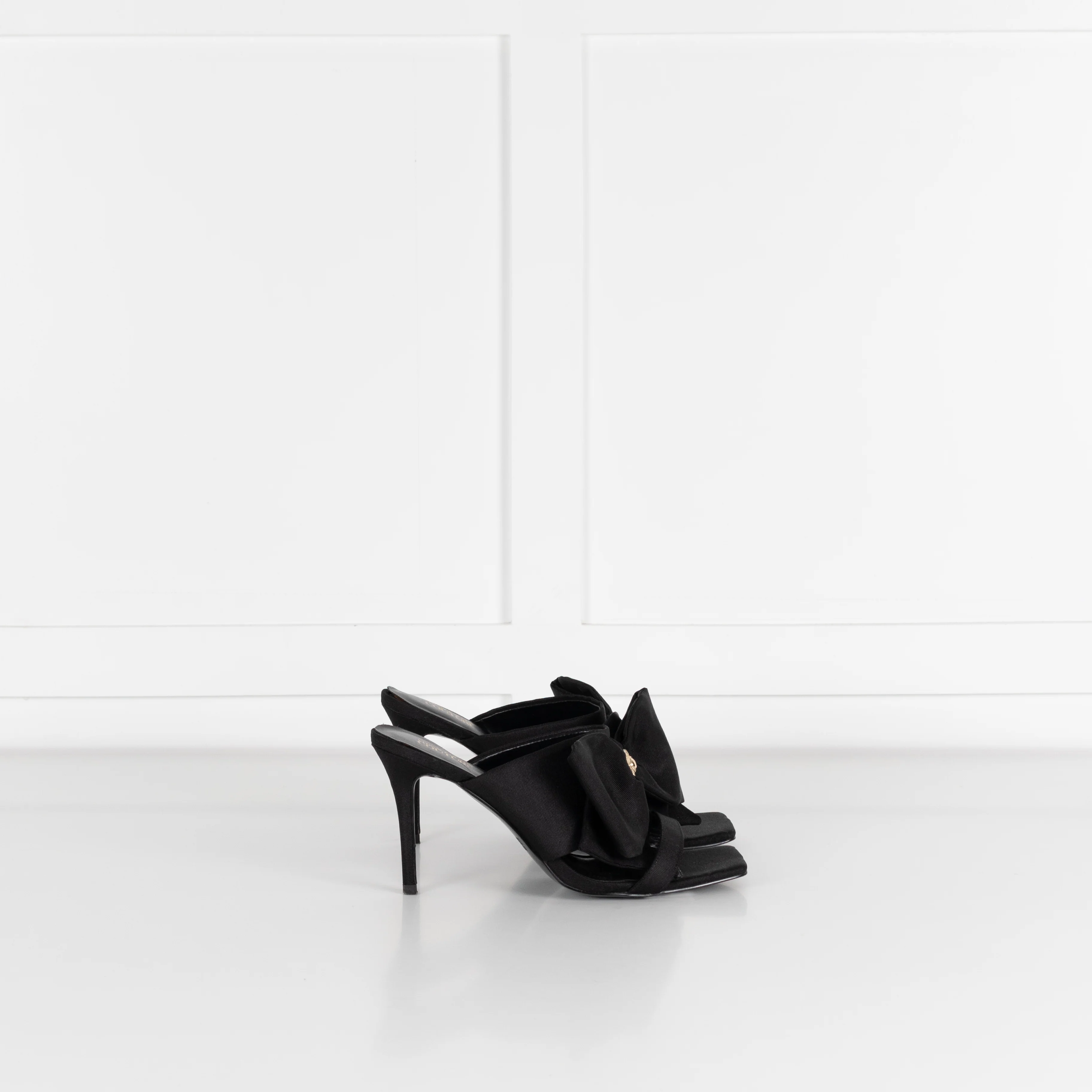 Versace Jeans Couture Black Emily Bow Healed Sandals - Image 5