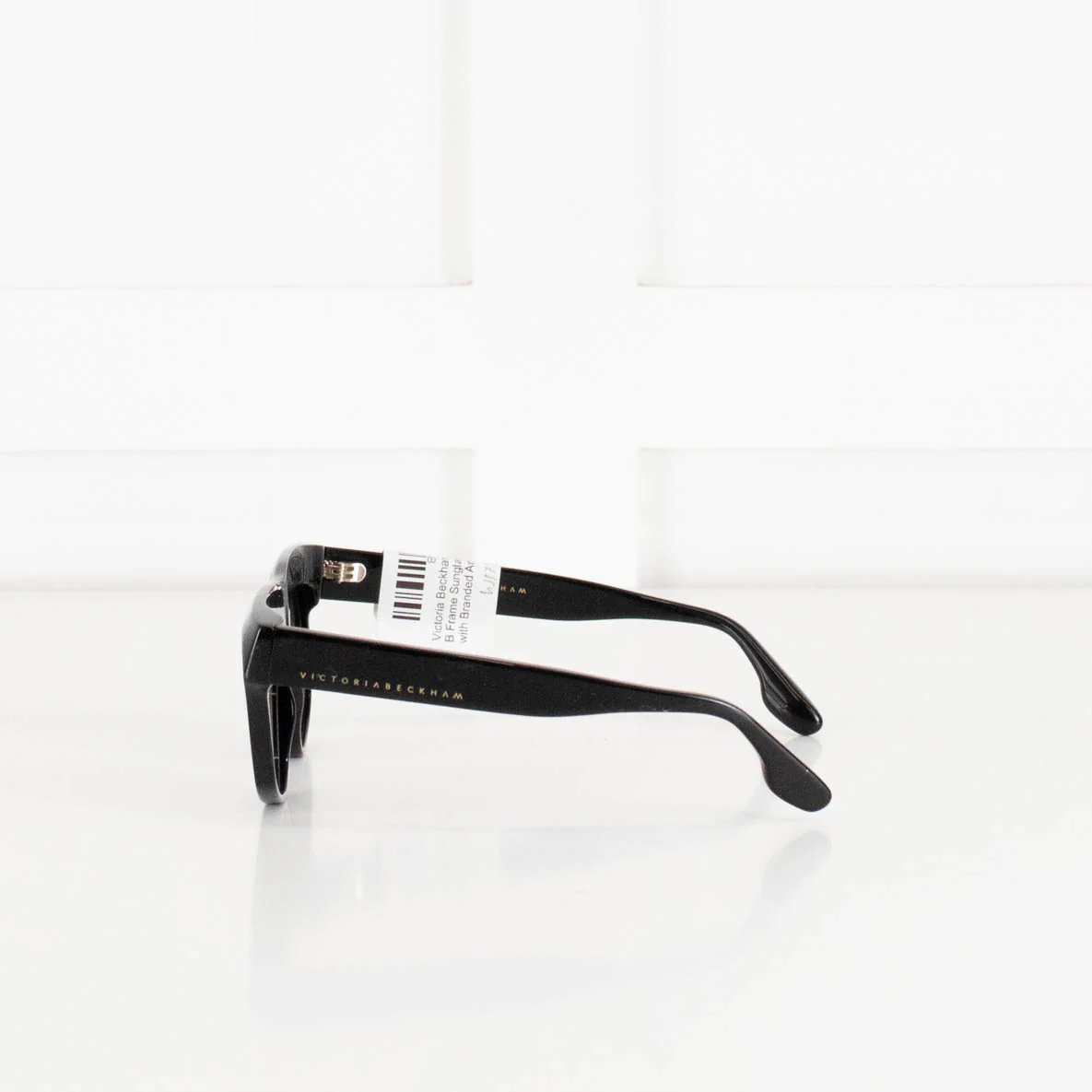 Victoria Beckham Black B Frame Sunglasses with Branded Arm - Image 3