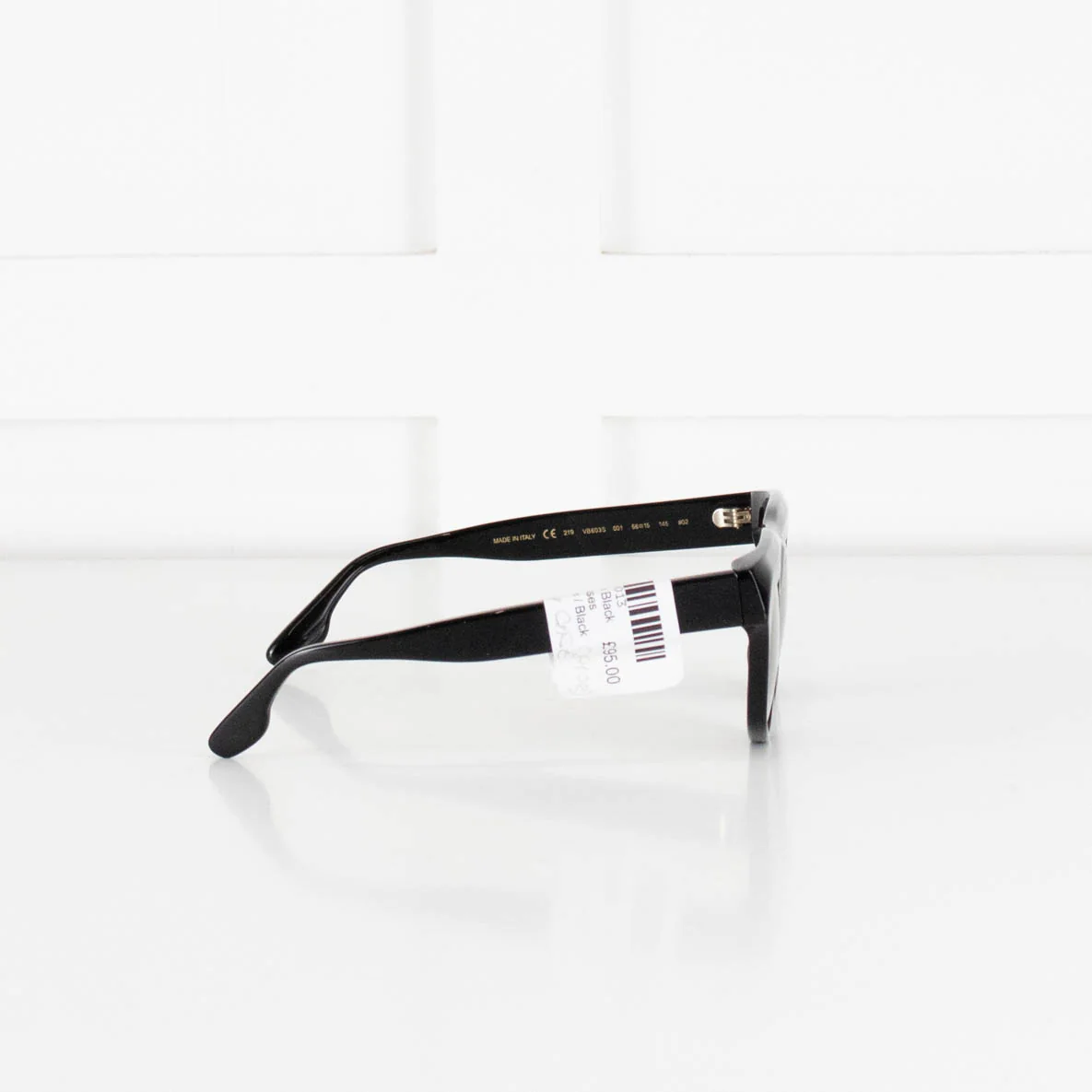 Victoria Beckham Black B Frame Sunglasses with Branded Arm - Image 5