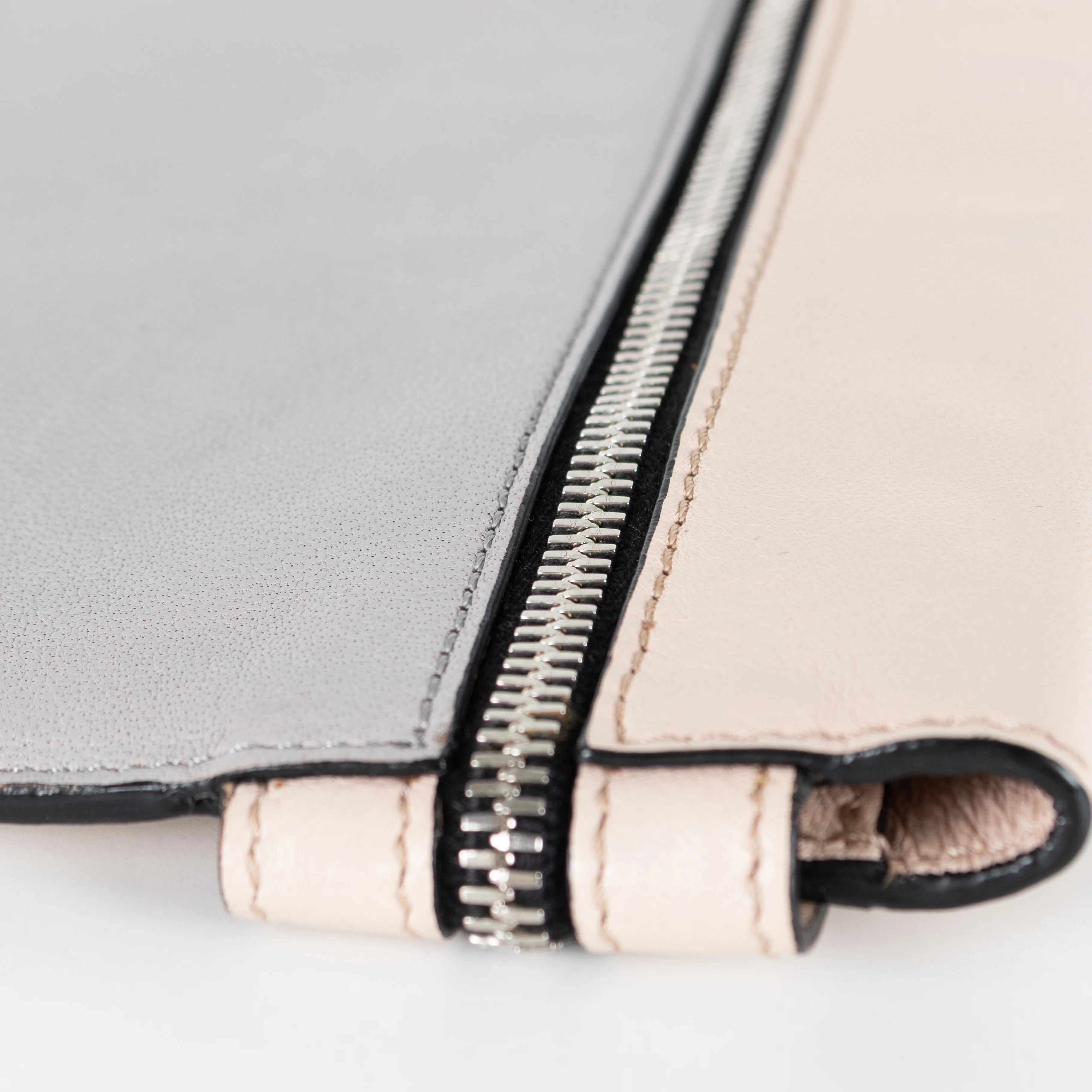 Victoria Beckham Pale Grey And Pink Leather Clutch Bag - Image 9