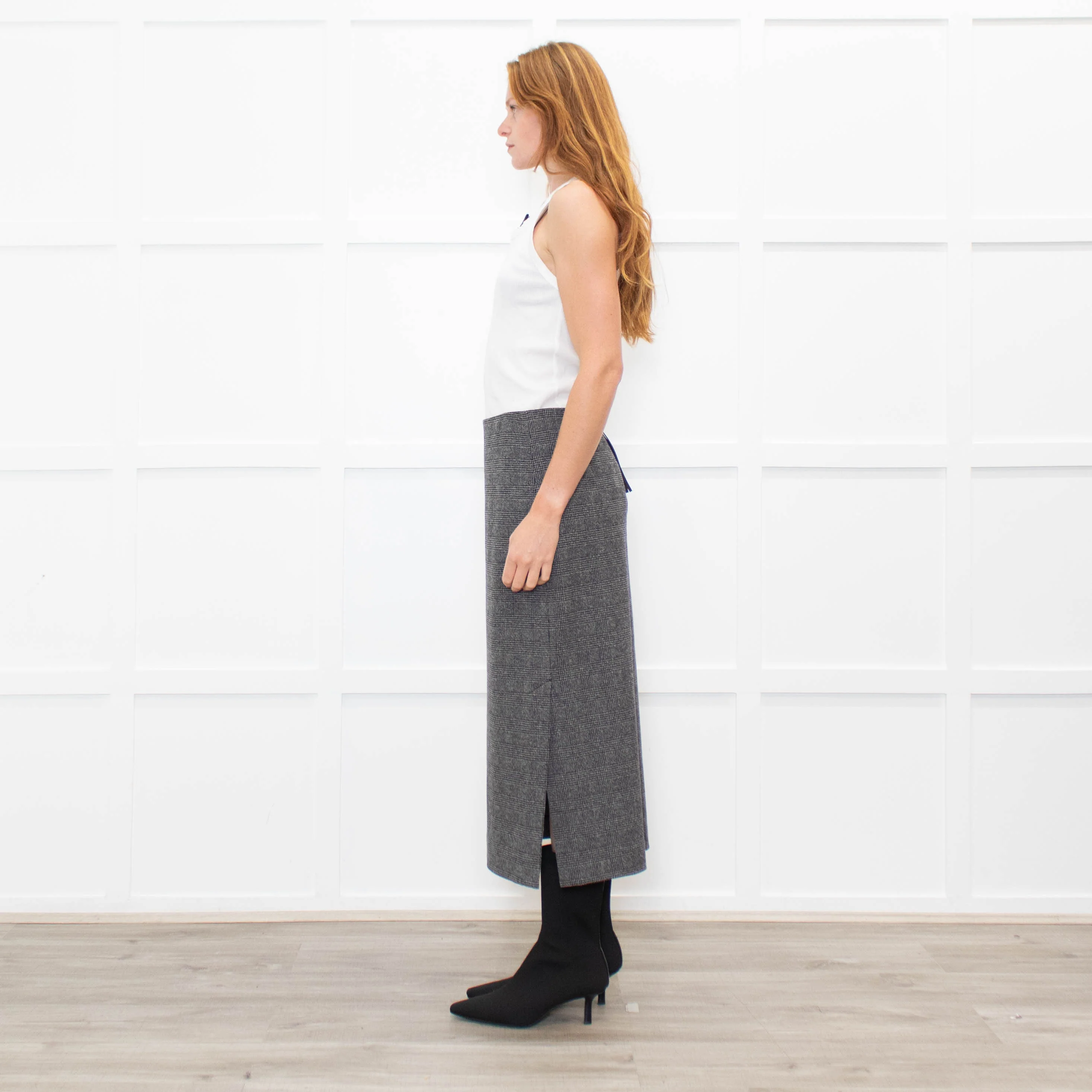 Vince Grey Check Stretchy Midi Skirt - Image 4