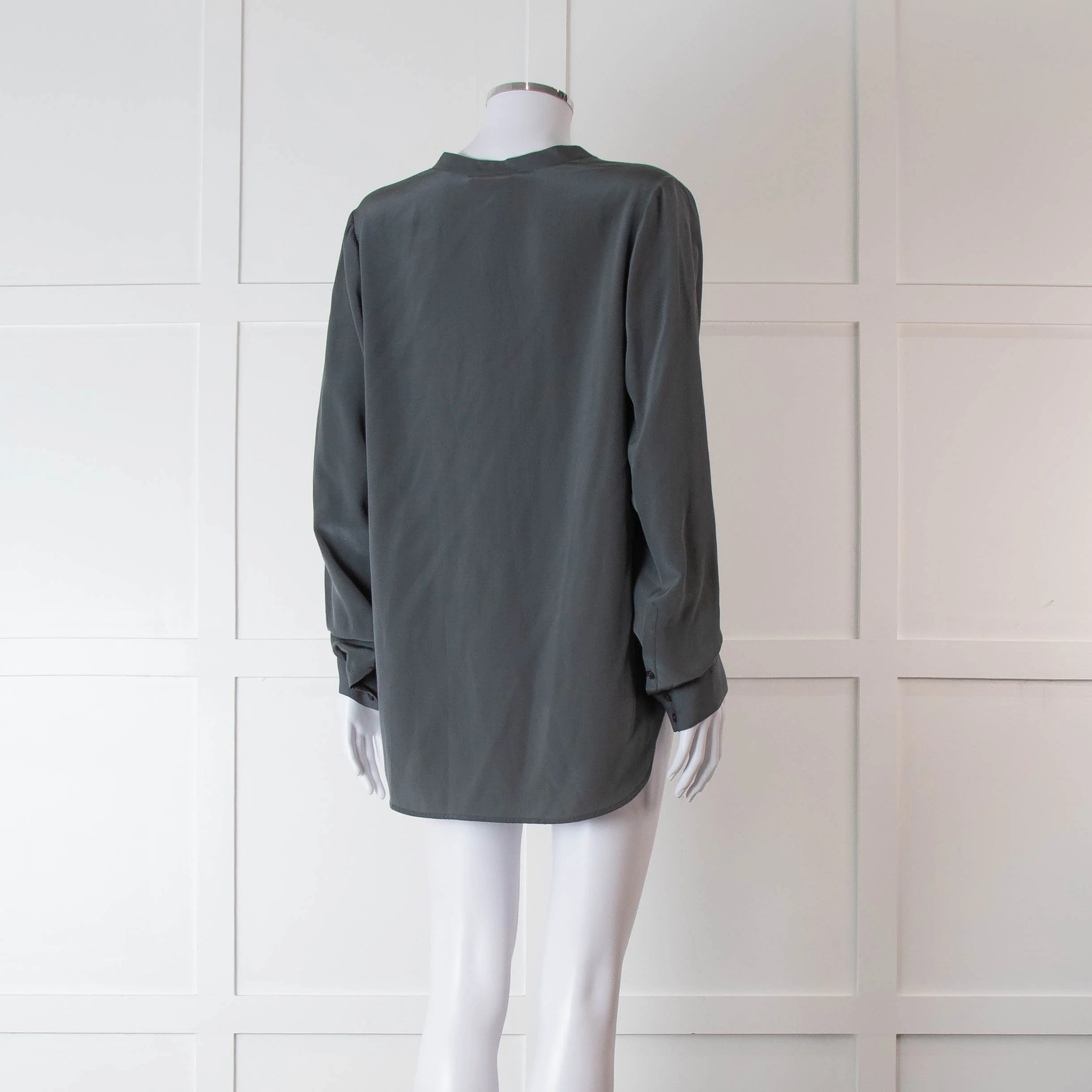 Vince Grey Silk Collarless Shirt - Image 4