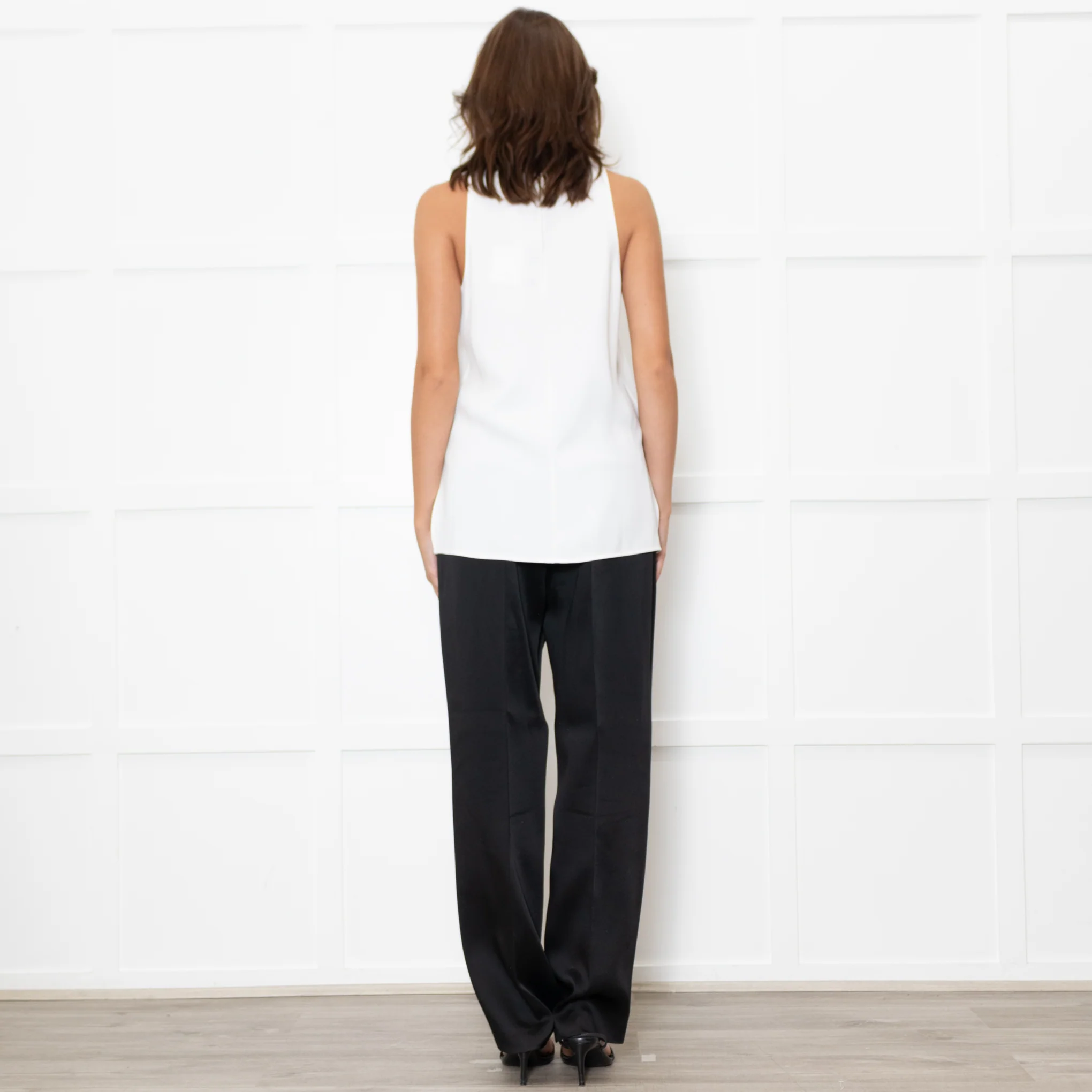 Vince White Sleeveless top - Image 5