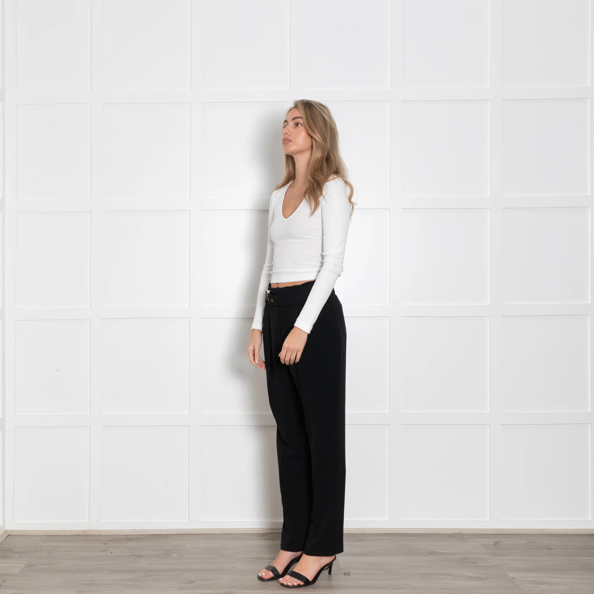 Violante Nessi Black Trousers With Gold Buckle Belt - Image 3