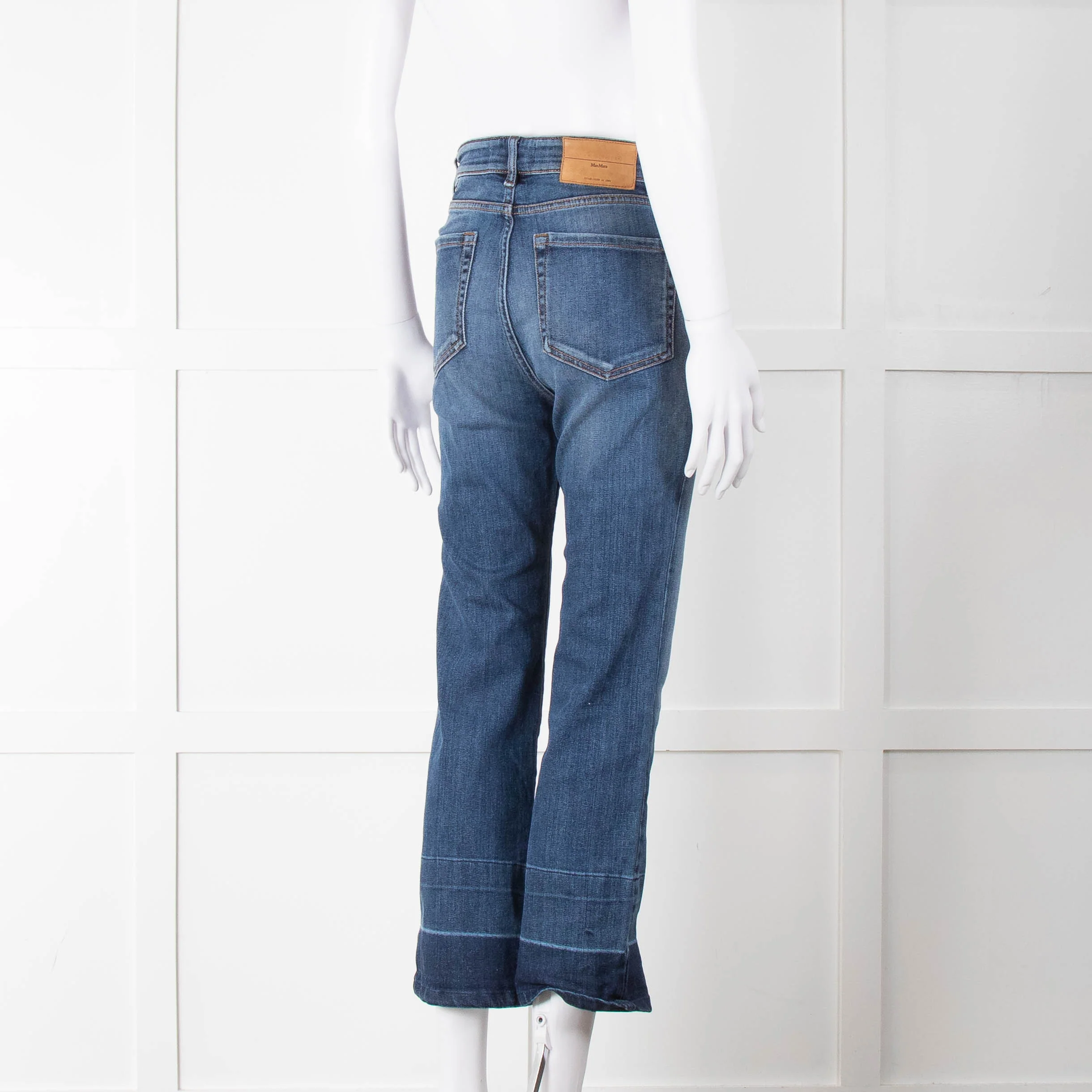 Weekend Max Mara Blue Denim Cropped Flare Jeans - Image 4