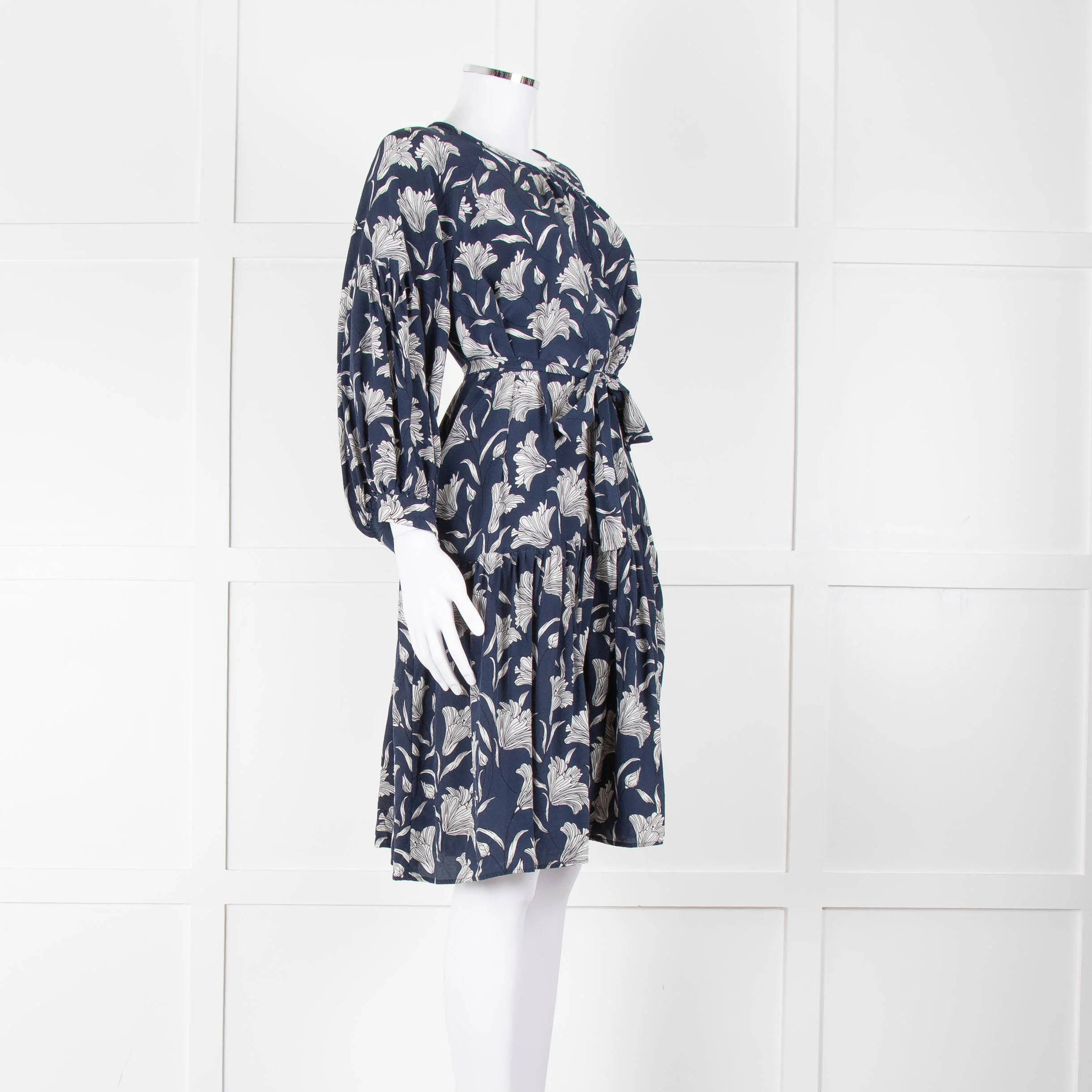 Weekend Max Mara Blue White Black Flower Print Sleeved Dress - Image 2