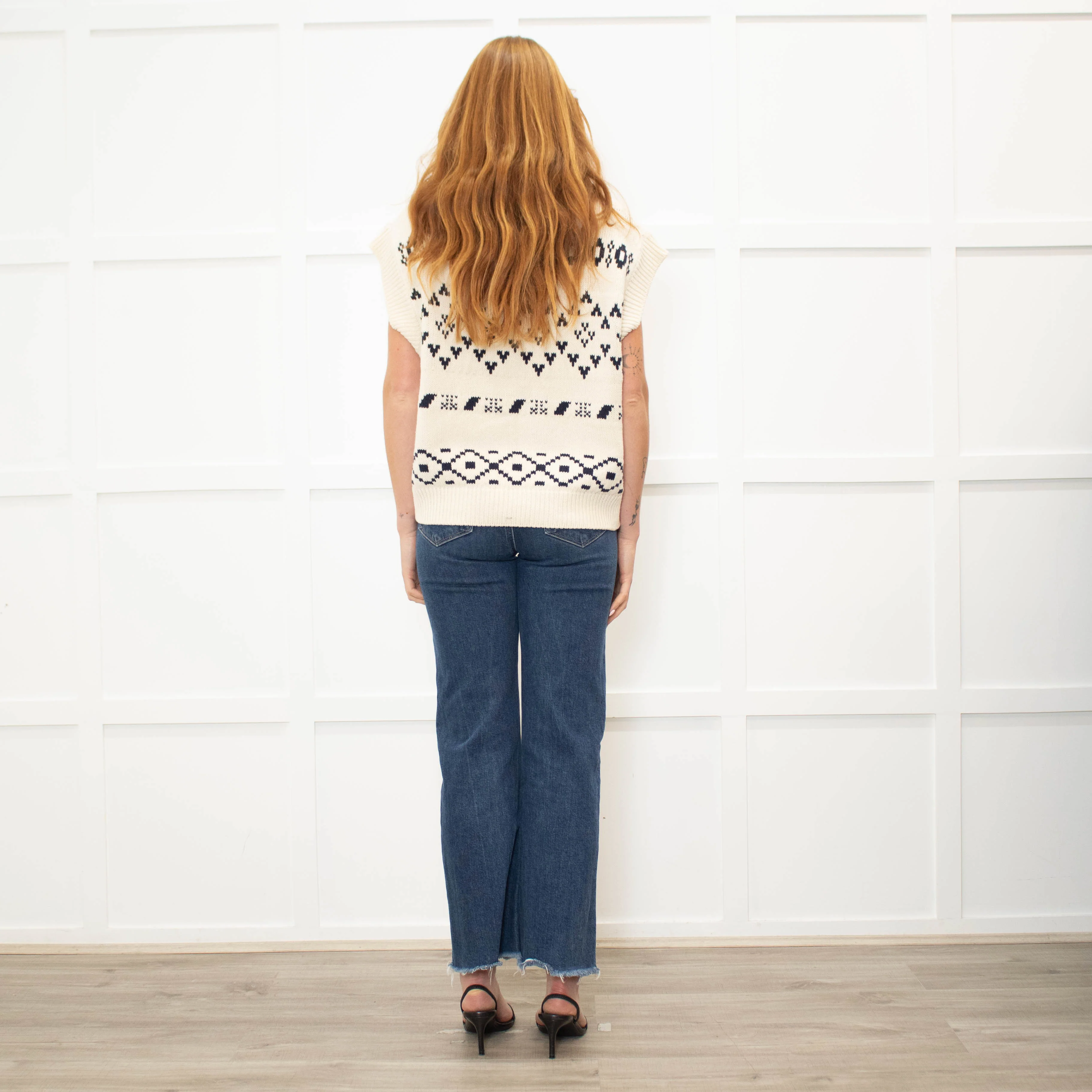 Weekend Max Mara Cream Black Geometric Motif V Neck Tank Top - Image 5