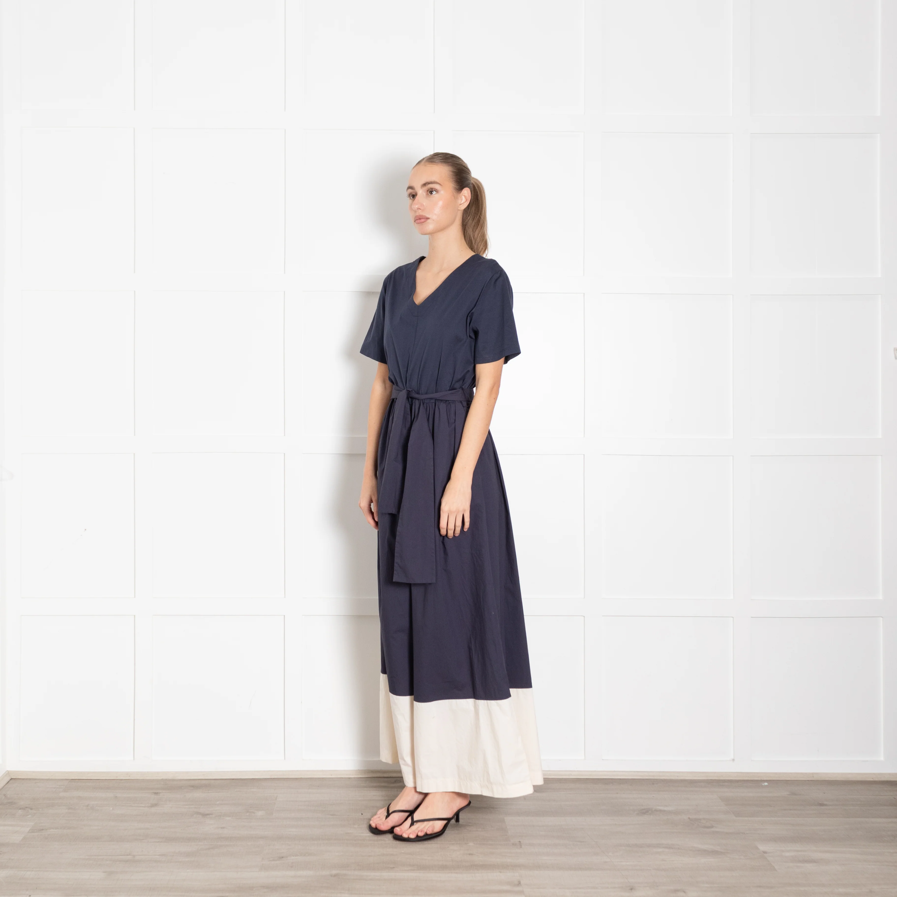 Weekend Max Mara Navy Cream Trim Cotton Jumpsuit - Image 3