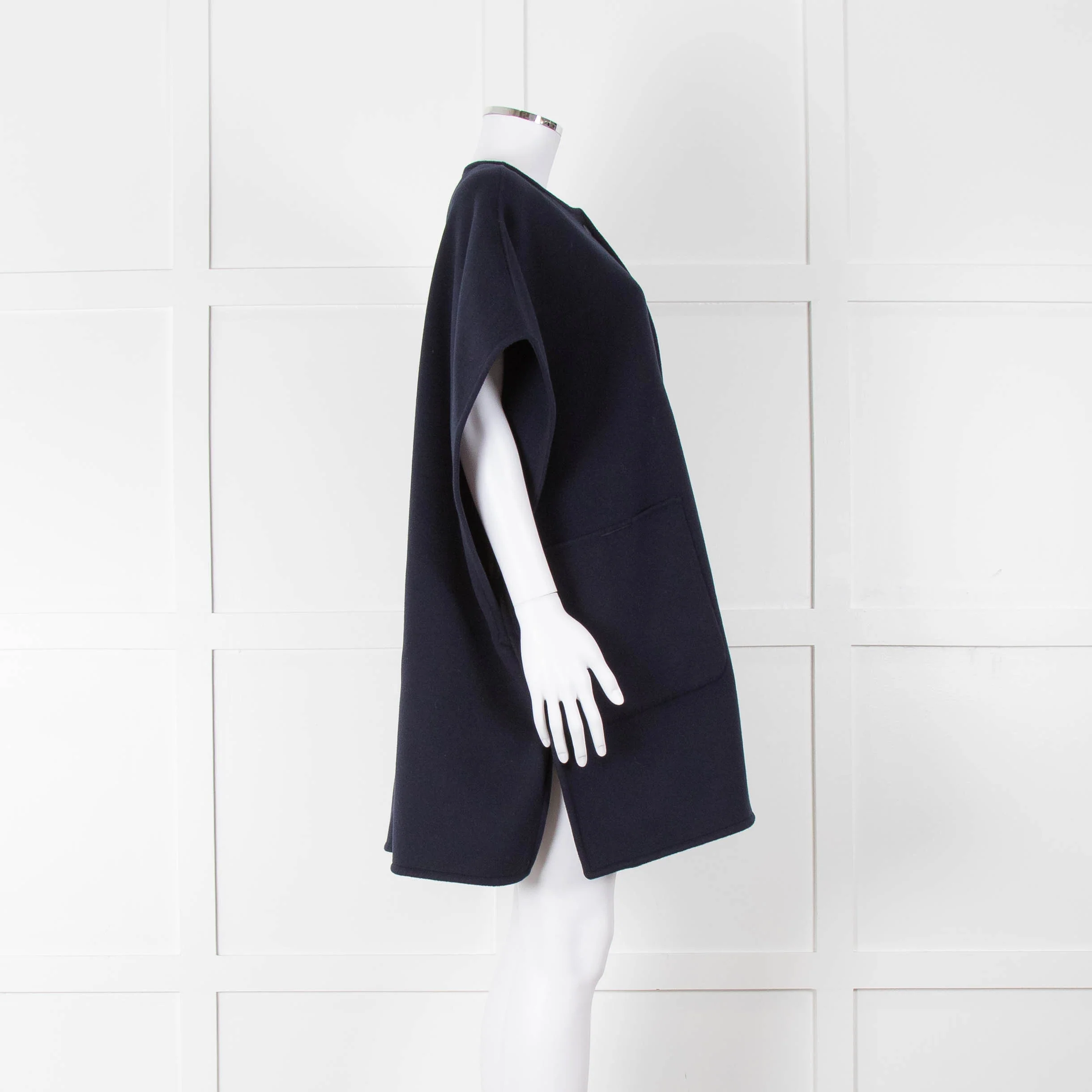 Weekend Max Mara Navy Sleeveless Cape Coat - Image 3