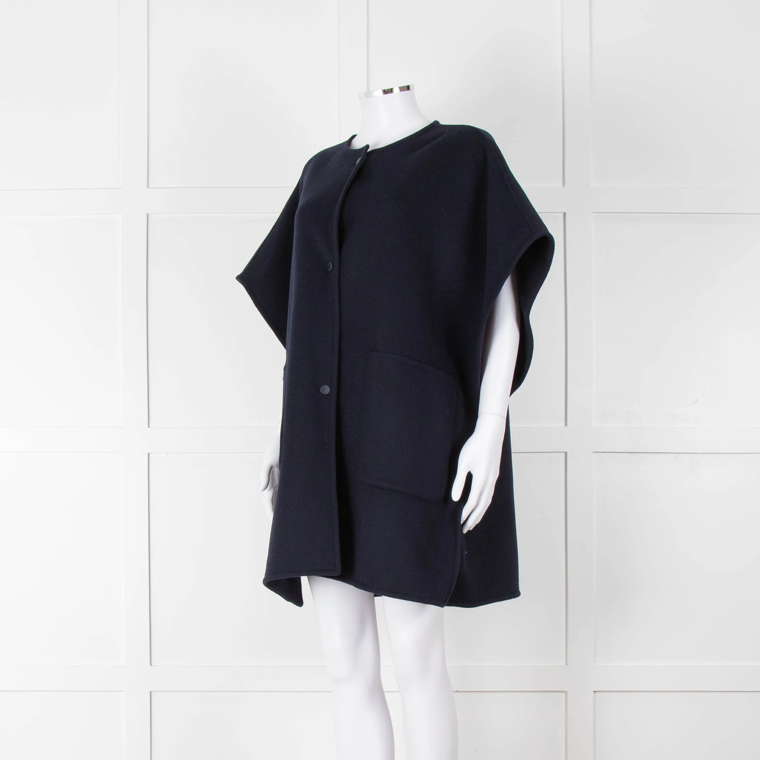 Weekend Max Mara Navy Sleeveless Cape Coat - Image 8