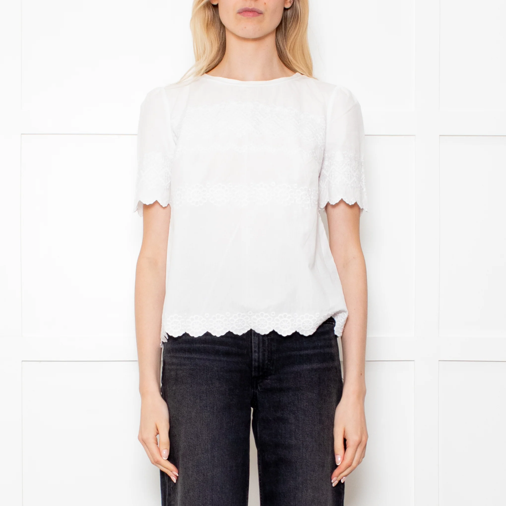 Weekend Max Mara White Top With Embroidered Front & Short Sleeves - Image 2