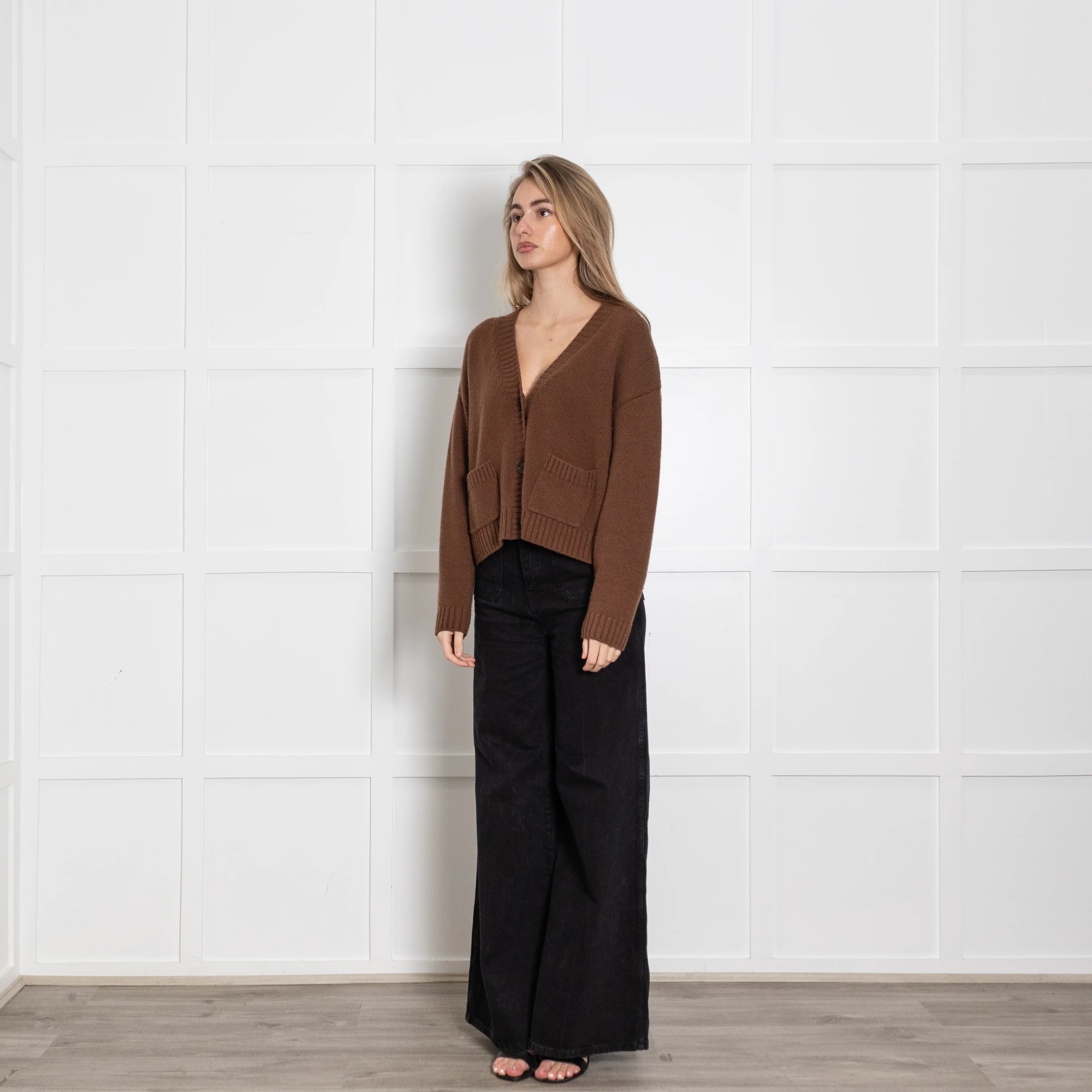 Weekend Maxmara Brown V Neck Cashmere Cardigan - Image 3