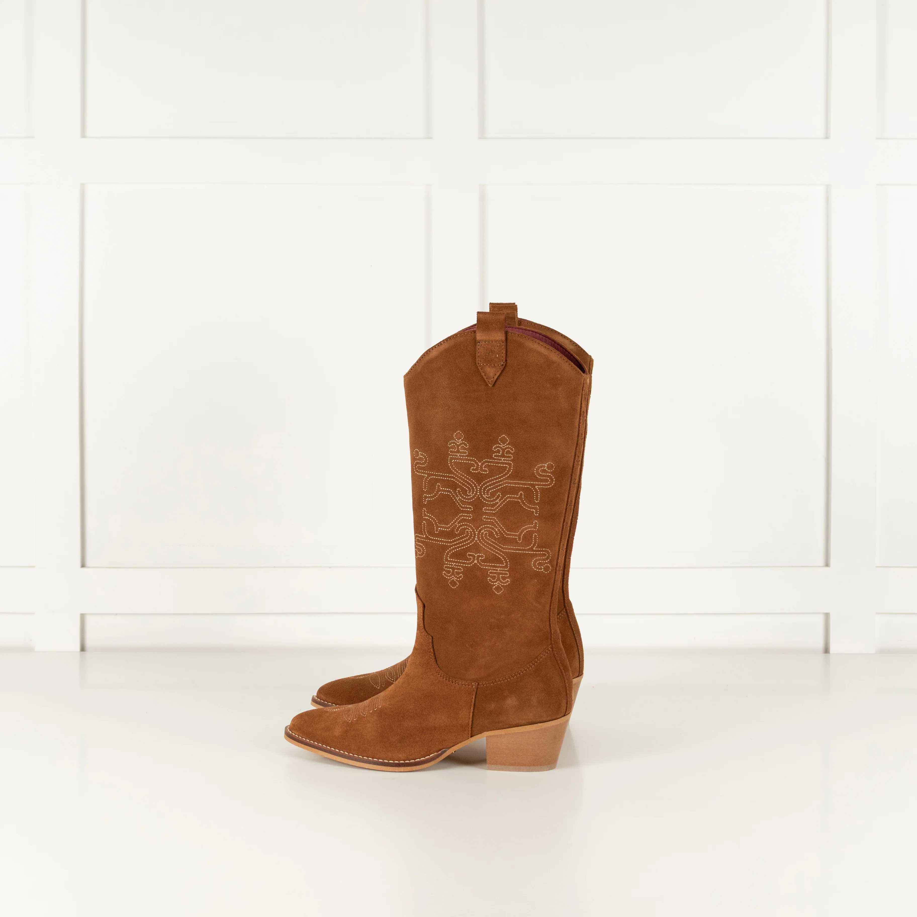 Welligoggs Tan Suede Beth Cowboy Boots - Image 4