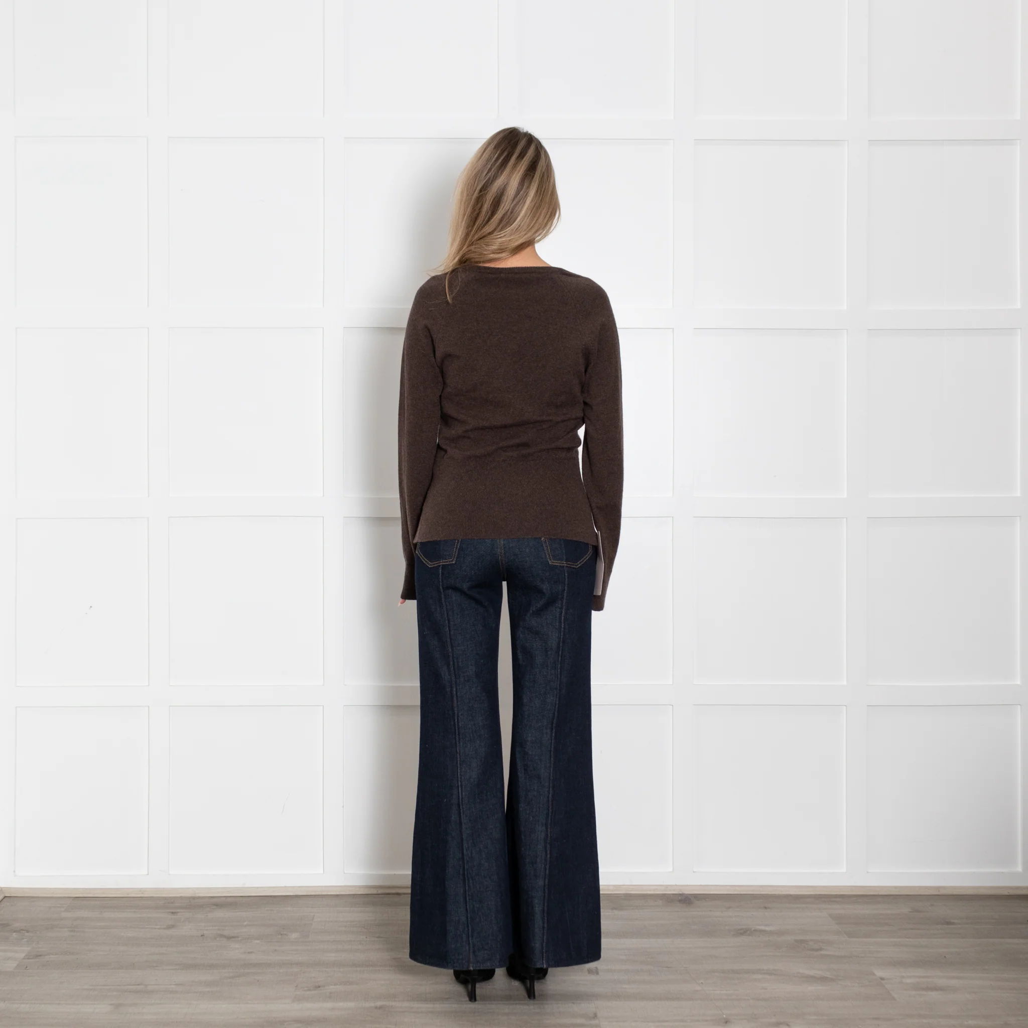 Wiggy Kit Brown Cashmere Square Neck Sweater - Image 5