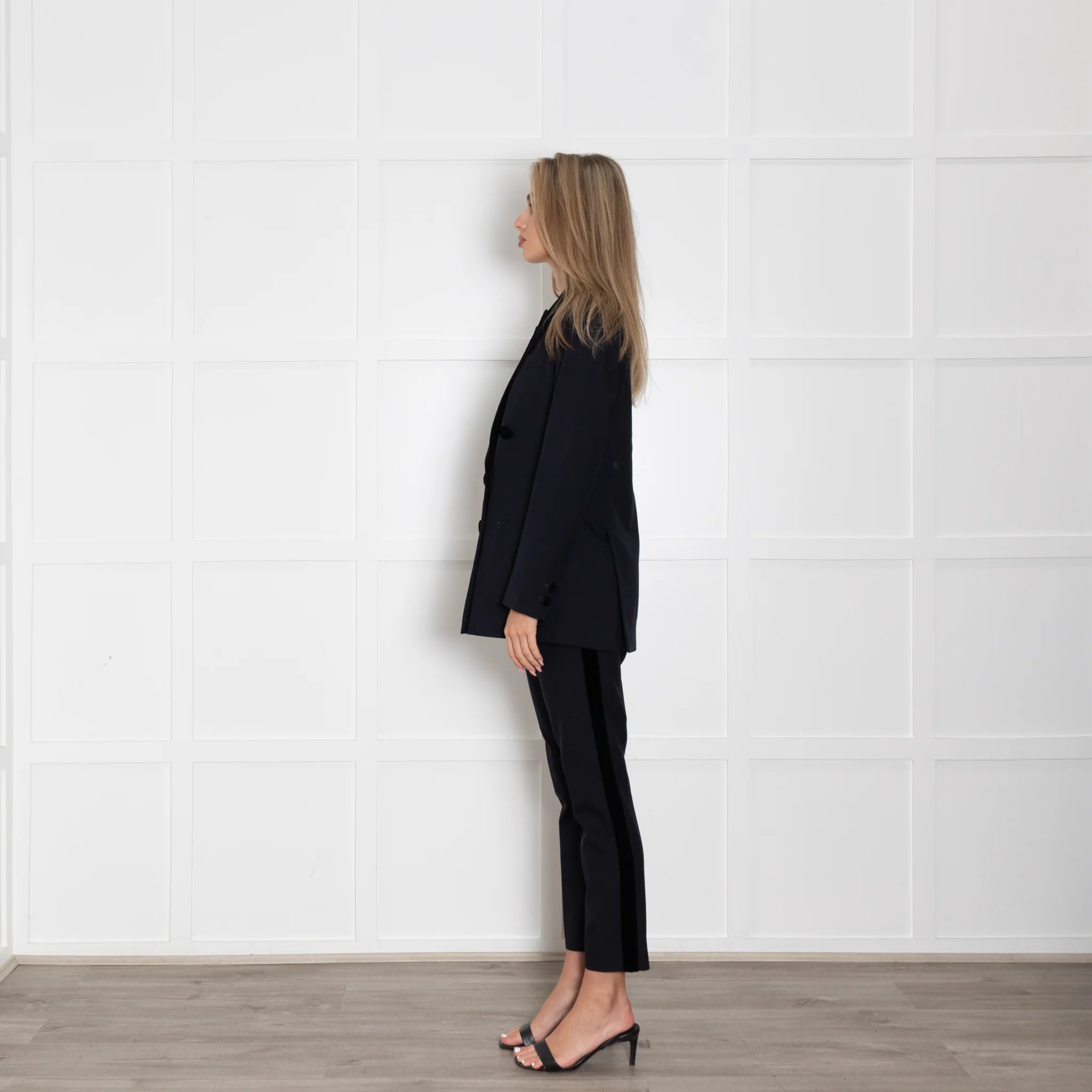 Wyse Blue Tuxedo Jacket With Velvet Collar - Image 4