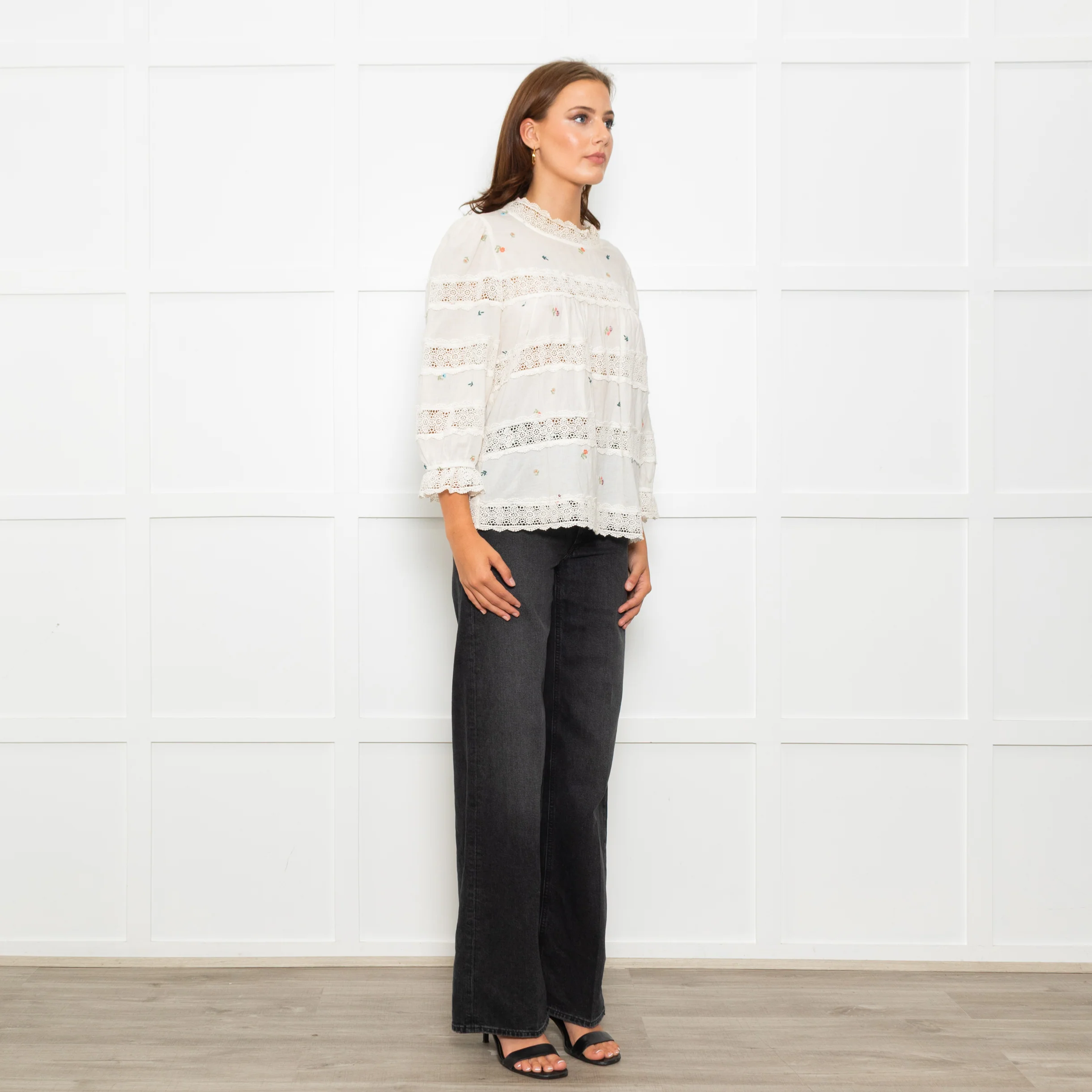 Wyse Cream Lace Trim Cotton Long Sleeve Top - Image 7
