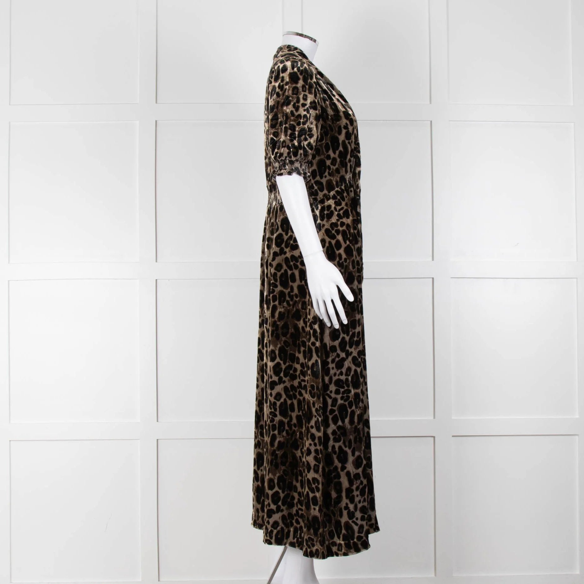 Wyse Desiree Leopard Print Velvet Feel Maxi Dress - Image 3