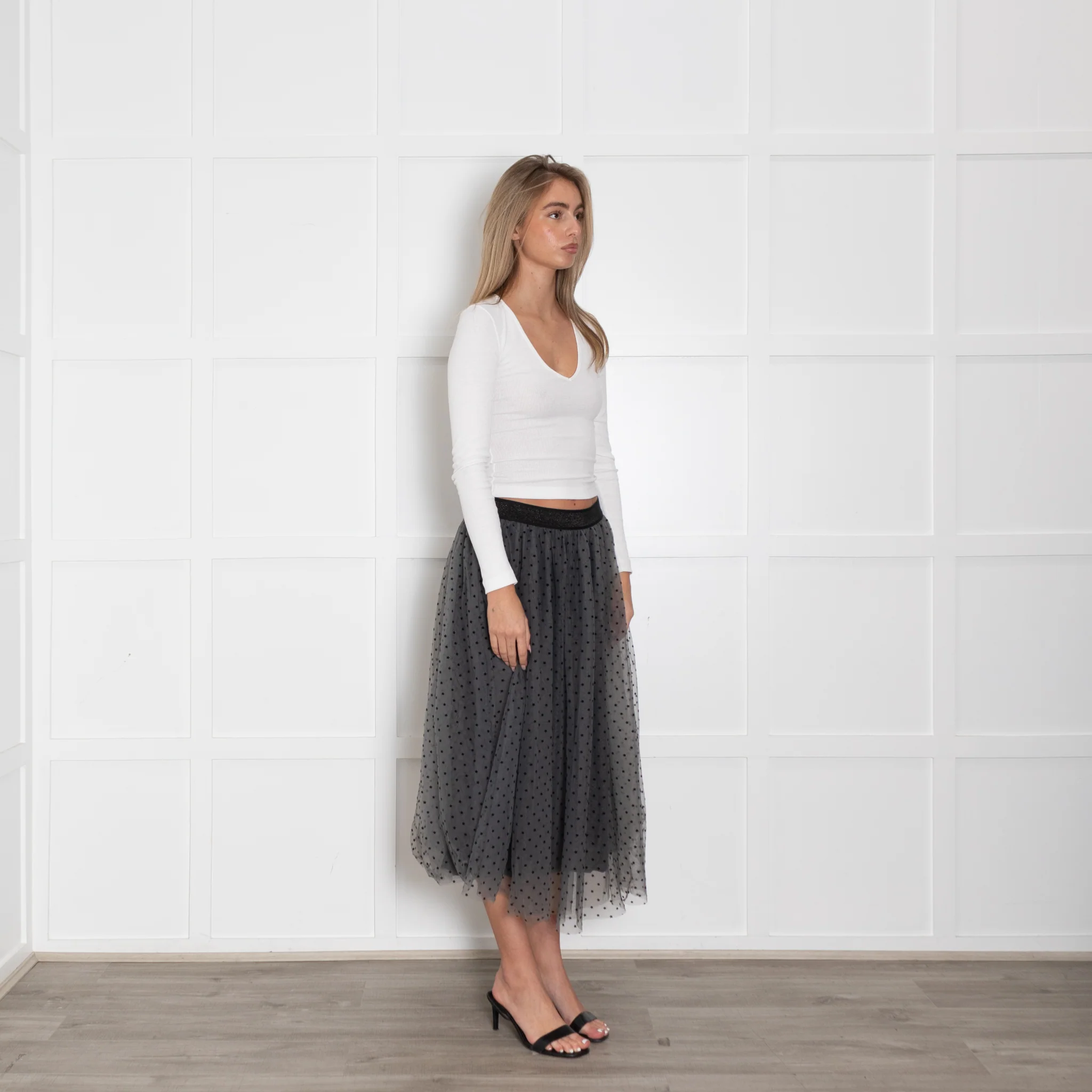 Wyse Lou Lou Tulle Grey Skirt With Black Polka Dots - Image 7