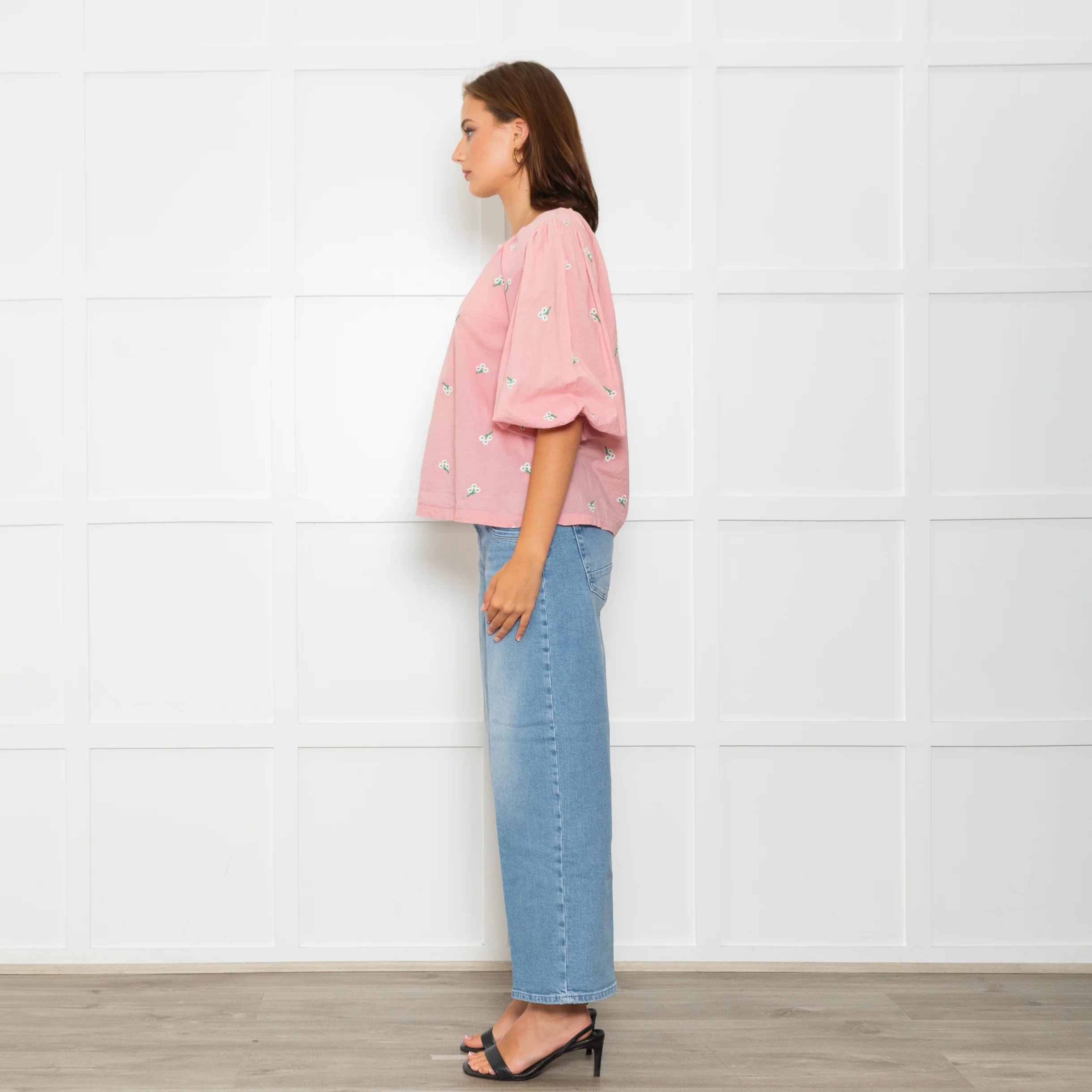Wyse Pale Pink Floral Embroidered Cotton Blouse - Image 4