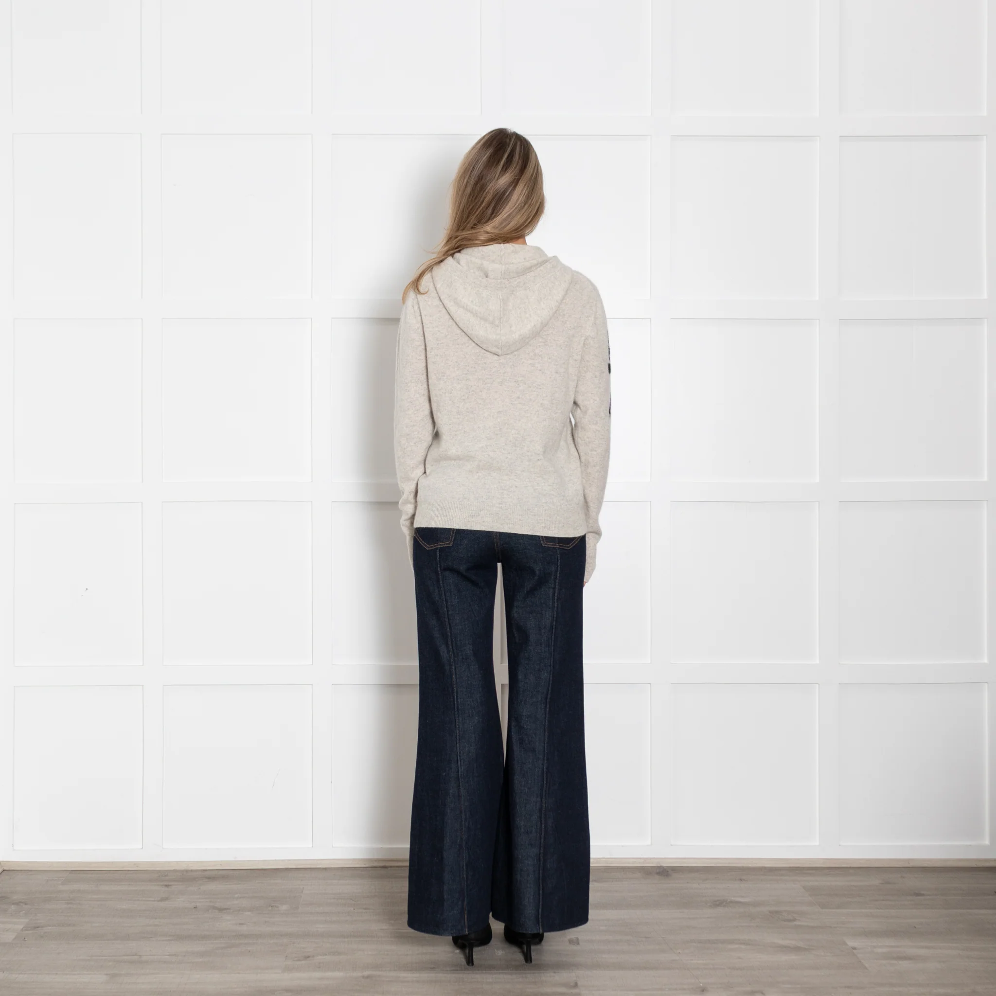 Zadig & Voltaire Pale Grey Cashmere Slogan Hooded Sweater - Image 5